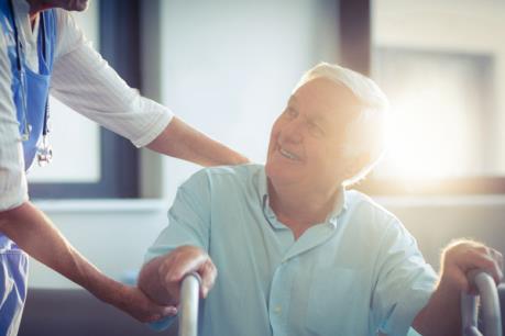 Anh cần thêm 70.000 cơ sở chăm sóc người cao tuổi