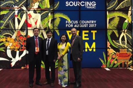Doanh nghiệp dệt may Việt Nam tìm cơ hội hợp tác tại Hoa Kỳ