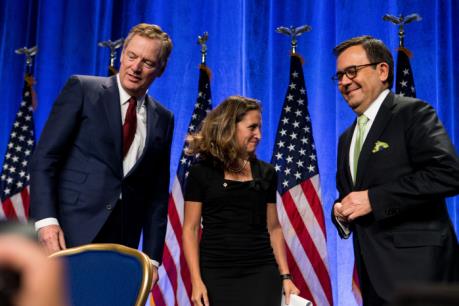 Tái đàm phán NAFTA: Các nước Bắc Mỹ nhất trí hiện đại hóa quy định thương mại nội khối