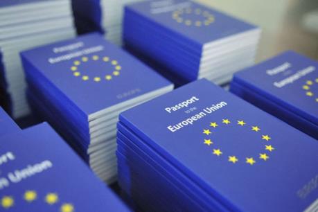 Công dân EU phải tuân theo các điều kiện mới để định cư dài hạn tại Anh