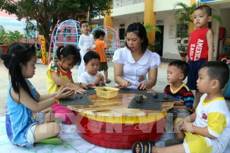 Bắc Giang sẽ đào tạo giáo viên dôi dư các cấp để điều chuyển dạy mầm non