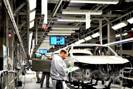 Bê bối khí thải ô tô đe dọa triển vọng tăng trưởng kinh tế Đức