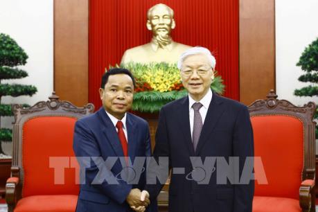 Tổng Bí thư Nguyễn Phú Trọng tiếp Đoàn đại biểu Văn phòng Trung ương Đảng Lào