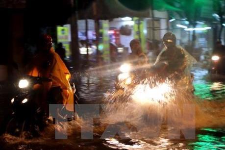 Dự báo thời tiết ngày 22/8: Tây Nguyên và Nam bộ có thể xảy ra dông lốc, gió giật mạnh