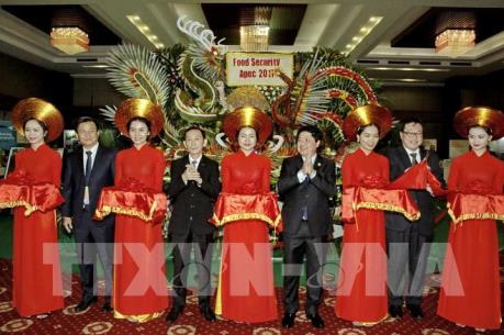 Khai mạc triển lãm APEC về sản phẩm lương thực, công nghệ mới trong nông nghiệp