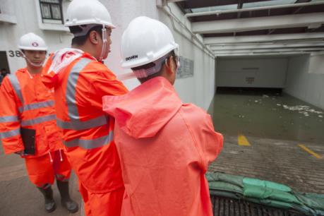 Trung Quốc: Bão Hato đổ bộ gây thiệt hại lớn