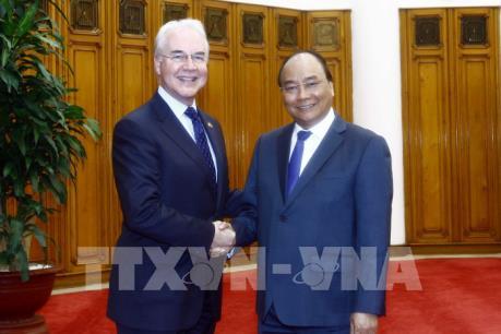 Thủ tướng Nguyễn Xuân Phúc tiếp Bộ trưởng Y tế và Phúc lợi con người Hoa Kỳ