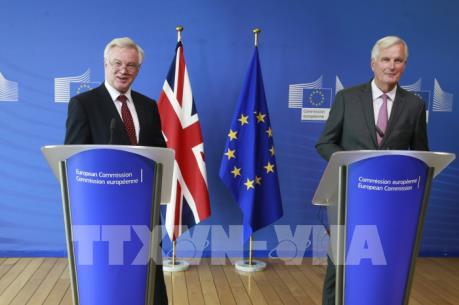 Nhiều thách thức trong vòng đàm phán thứ ba về Brexit giữa Anh và EU