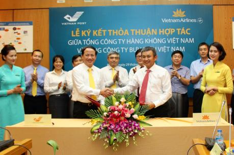 Vietnam Airlines và Vietnampost hợp tác nâng cao hiệu quả hoạt động