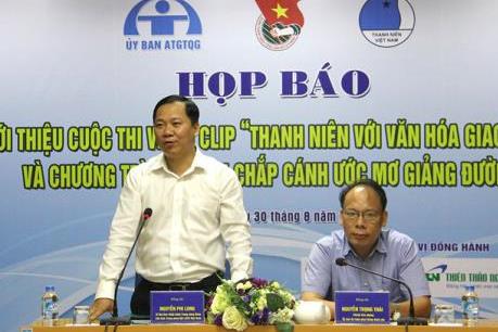 "Vé xe chắp cánh ước mơ giảng đường” chỉ 10.000 đồng cho tân sinh viên