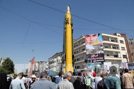 Iran thử hệ thống phòng thủ tên lửa tầm xa tự chế tạo