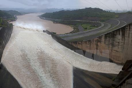 17 giờ ngày 4/9, mở 1 cửa xả đáy tại Thuỷ điện Hoà Bình