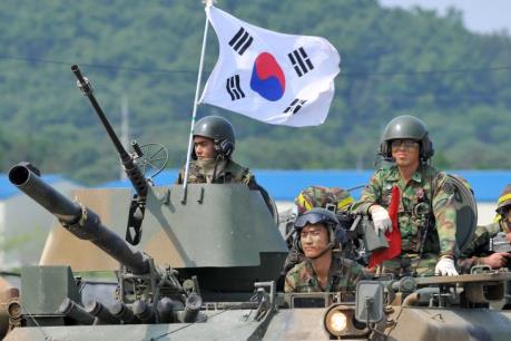 Hải quân Hàn Quốc tập trận bắn đạn thật, sẵn sàng đáp trả Triều Tiên