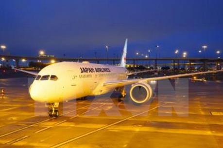 Máy bay của hãng Japan Airlines hạ cánh khẩn cấp