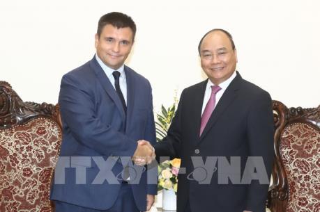 Thủ tướng Nguyễn Xuân Phúc tiếp Bộ trưởng Ngoại giao Ukraine