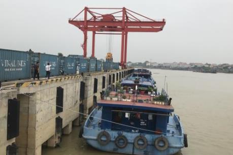 Sau khai trương tuyến vận tải container Việt Trì- Hải Phòng hoạt động thế nào?