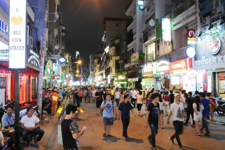 Thu hút thị trường khách du lịch Trung Quốc đến Tp Hồ Chí Minh: Giải pháp nào?