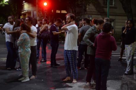 Ít nhất 2 người thiệt mạng trong trận động đất mạnh 8 độ Richter tại Mexico