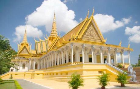 Hà Nội và Phnom Penh tăng cường hợp tác song phương 