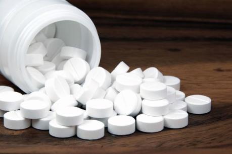 Uống 19 viên thuốc paracetamol để hạ sốt, nam bệnh nhân 22 tuổi đã tử vong