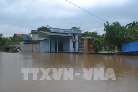 Bão số 10: Mưa lớn gây ngập lụt tại nhiều xã ở huyện Kiến Xương (Thái Bình)