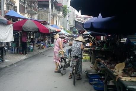Xóa "chợ cóc", chợ tạm cần thay đổi thói quen tiêu dùng