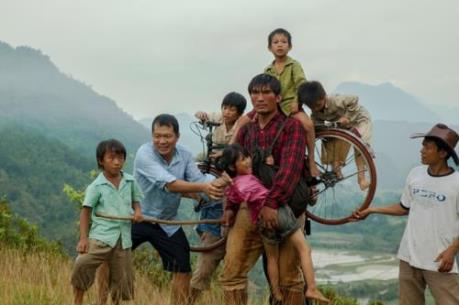 Bộ phim “Cha cõng con” được chọn tham dự Oscar 2018