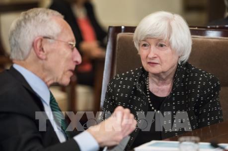 Fed vẫn để ngỏ khả năng tăng lãi suất sau siêu bão Harvey và Irma