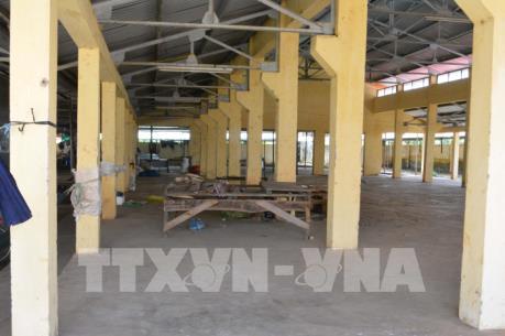 Chợ tiền tỷ đang bỏ hoang lại tiếp tục đầu tư xây chợ mới