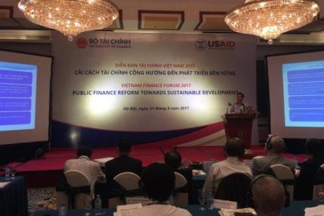 Xây dựng lộ trình cụ thể giảm dần thâm hụt ngân sách