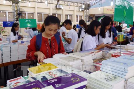 Tưng bừng Hội Sách Hà Nội lần thứ IV