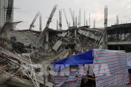 Hàng trăm m2 mặt sàn Trường mầm non Vườn Xanh đổ sập trong đêm