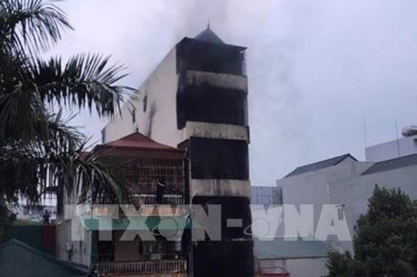 Điều tra nguyên nhân vụ cháy lớn tại thị trấn Xuân Mai, Hà Nội