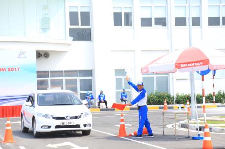 Từ 10/10, Honda triển khai chương trình đào tạo lái xe ô tô hạng B1 và B2