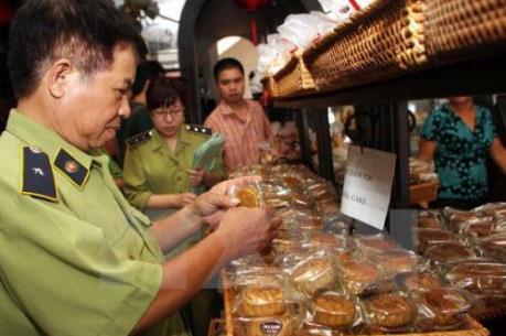 Xử phạt nghiêm các vi phạm an toàn thực phẩm tại Hà Nội