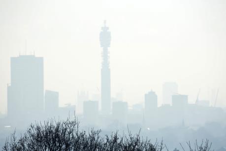 Thủ đô nước Anh kích hoạt cảnh báo ô nhiễm không khí