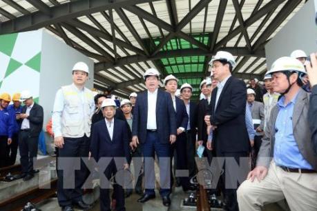 Chạy thử toa xe công trình tại dự án đường sắt đô thị Cát Linh-Hà Đông