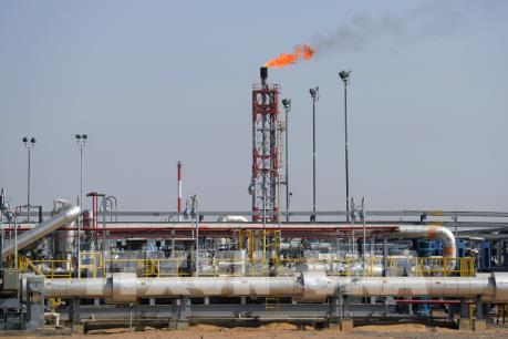 UAE cắt giảm sản lượng dầu vào tháng 11