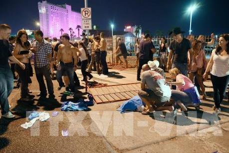 Vụ xả súng tại Las Vegas: Cảnh sát phát hiện kho vũ khí tại nhà nghi can