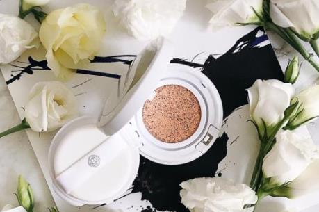 Xua tan nỗi lo da khô với 5 hộp cushion này!