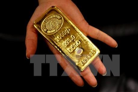 Giá vàng châu Á leo lên mức cao nhất hơn một tuần