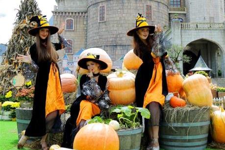 Có một Halloween thần tiên trên đỉnh Bà Nà