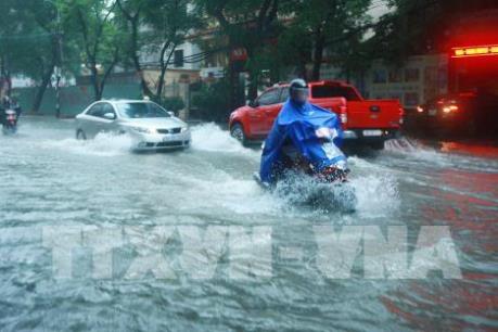 Thành phố Hồ Chí Minh: Nhiều nơi ngập sâu trong nước do triều cường