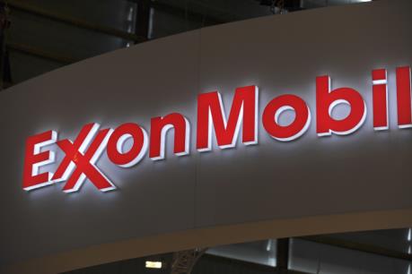 Phó Thủ tướng Trịnh Đình Dũng tiếp Phó Chủ tịch Tập đoàn Exxon Mobil