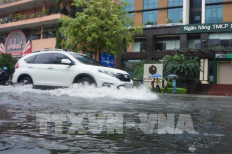 Hà Nội mưa to, có nguy cơ ngập úng
