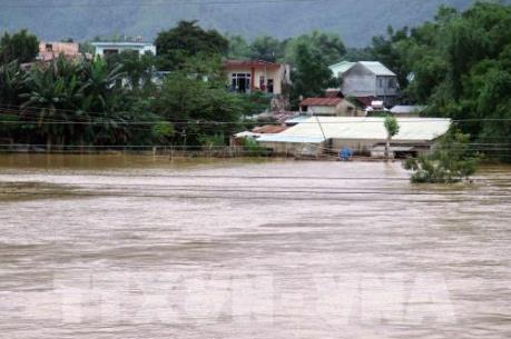 Vẫn còn nhiều xã, thôn ở Thanh Hóa bị cô lập do mưa lũ