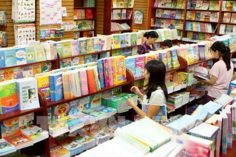 UBTVQH cho ý kiến về lùi áp dụng chương trình giáo dục phổ thông, sách giáo khoa mới