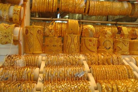 Cập nhật giá vàng hôm nay 13/10: Vàng trong nước tiếp tục diễn biến trái chiều