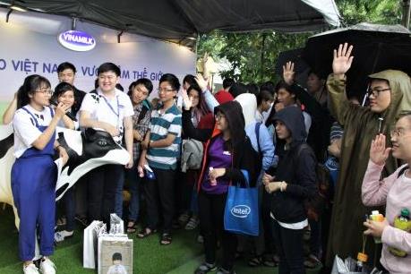 Vinamilk đồng hành cùng “Ngày hội việc làm Bách Khoa 2017”