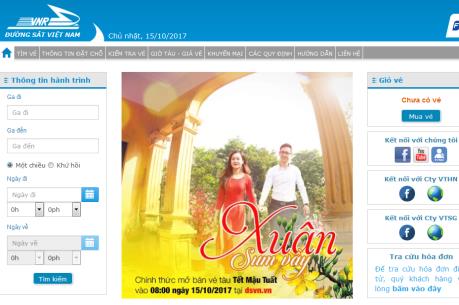 Hơn 50.000 vé tàu Tết Mậu Tuất được đặt mua qua mạng trong sáng 15/10